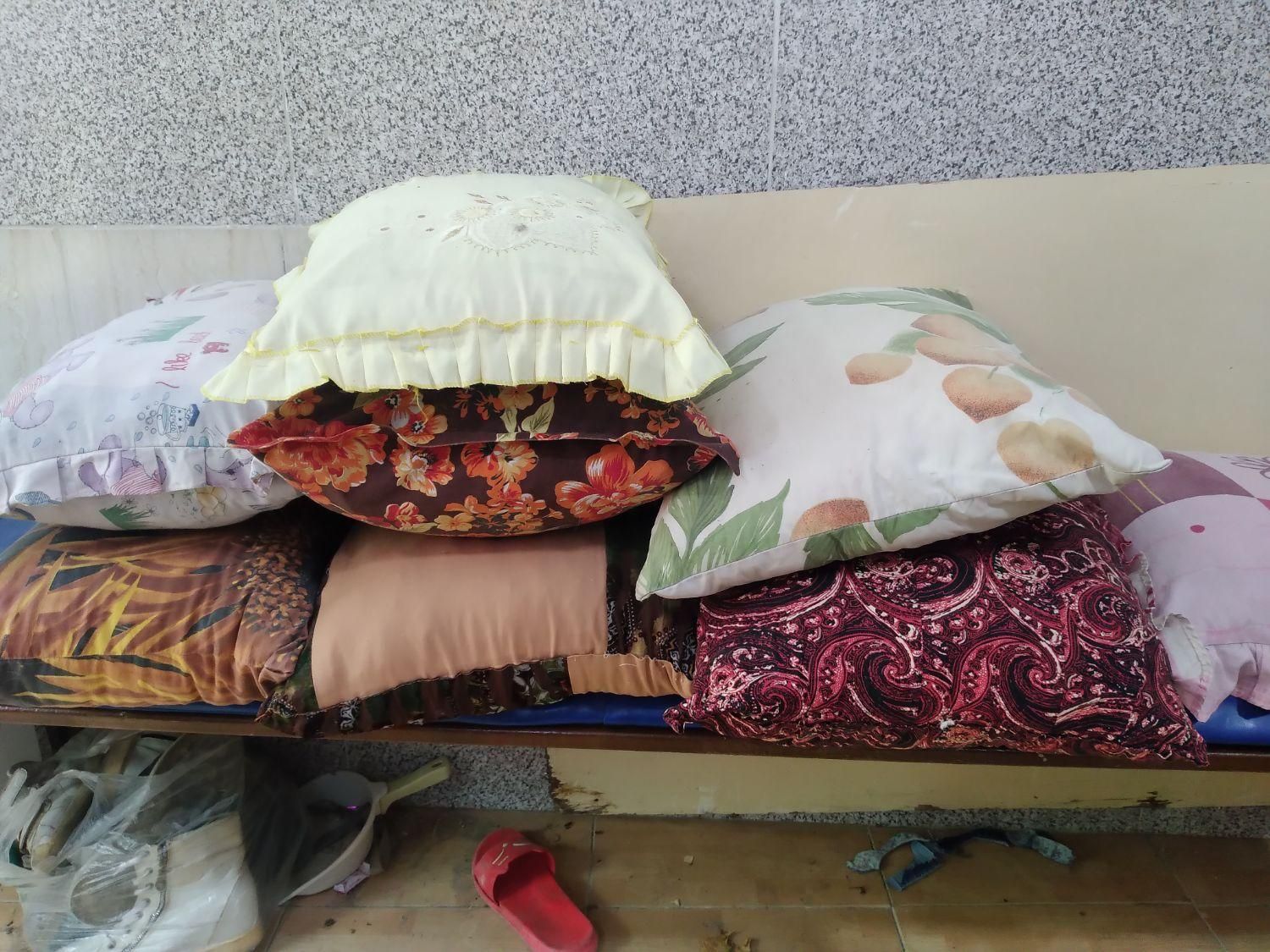 بالش|رختخواب، بالش، پتو|گرگان, |دیوار