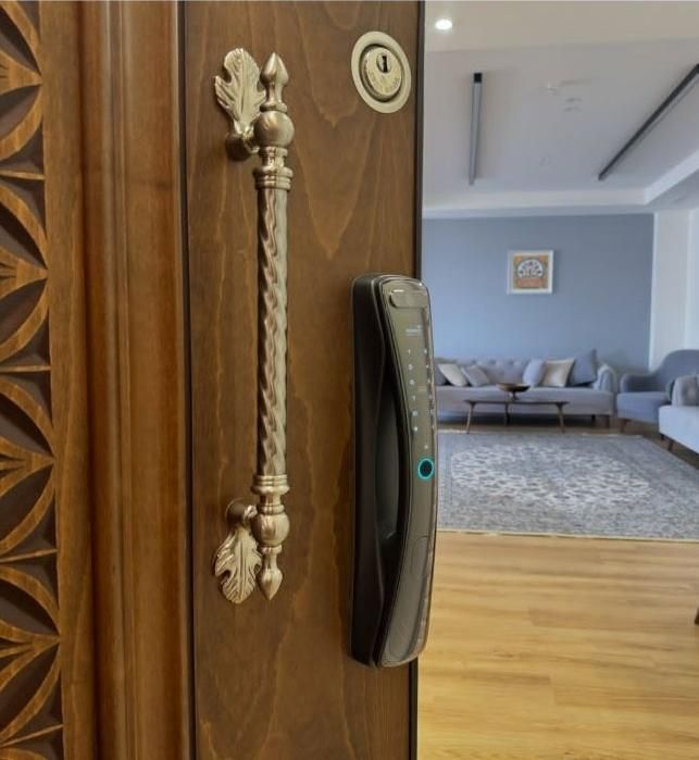 نصاب قفل و دستگیره هوشمند دیجیتال نصب|خدمات پیشه و مهارت|تهران, پونک|دیوار