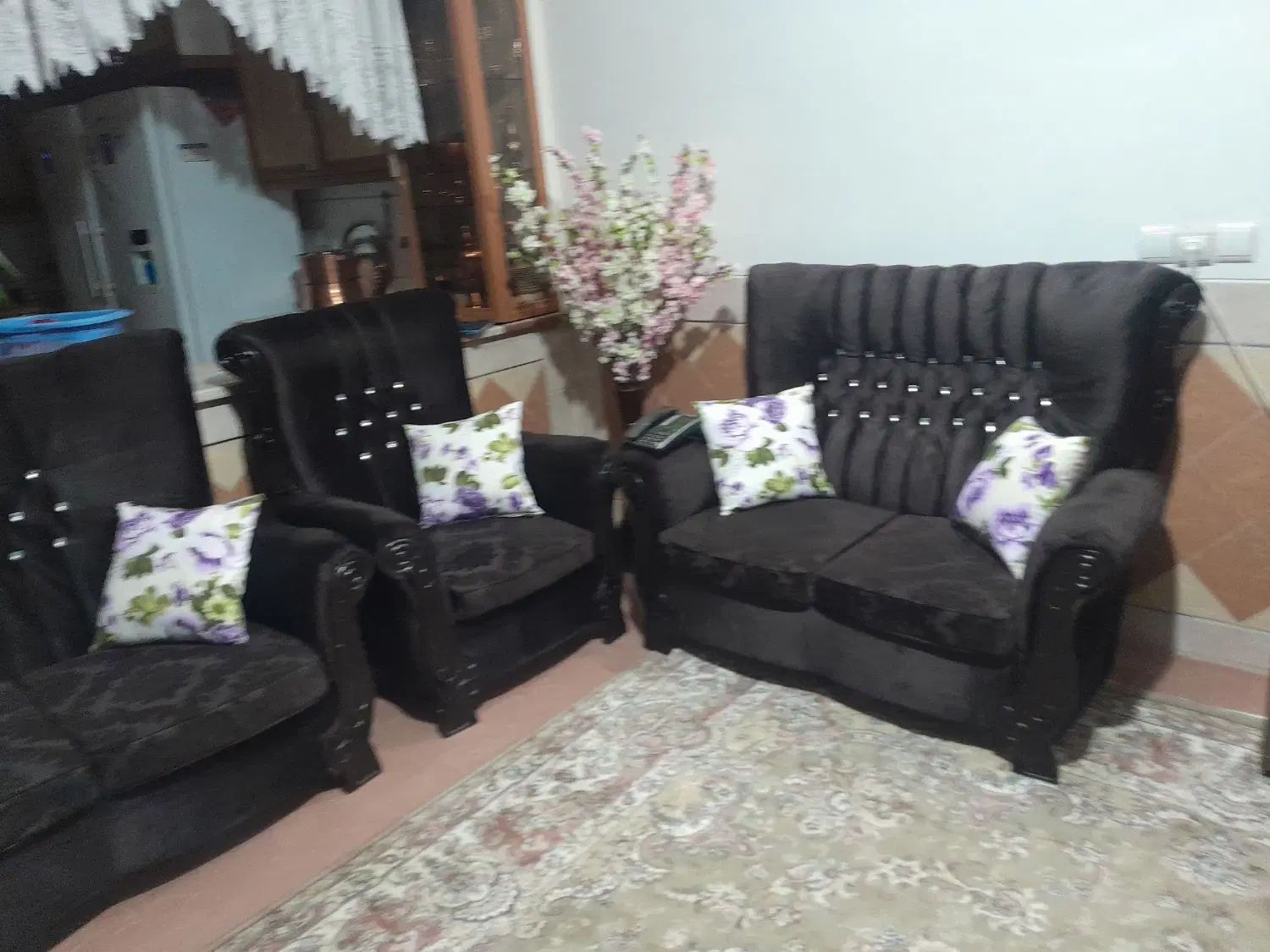مبل ۷نفره درحدود سالم وشیک قیمت ۱۲میلیون|مبلمان خانگی و میز عسلی|گلپایگان, |دیوار