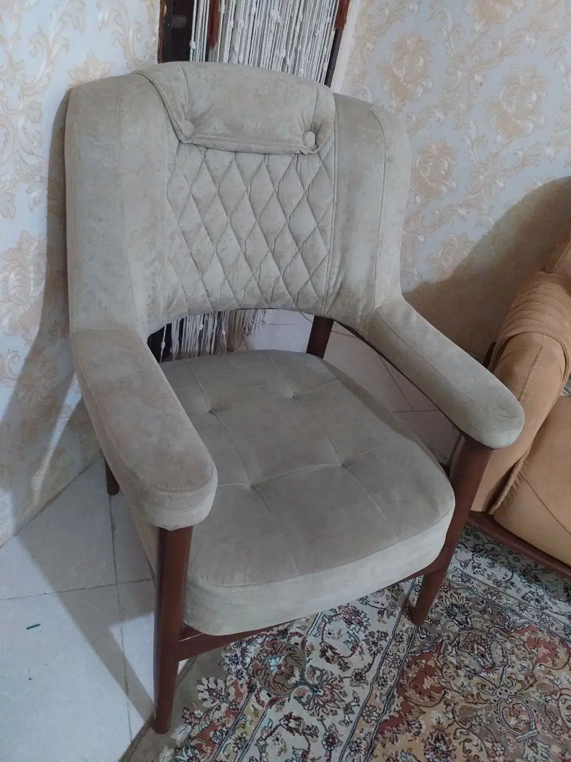 مبلمان راحتی ۸نفره کارتهران درحدنو|مبلمان خانگی و میز عسلی|مشهد, کوی سیدی|دیوار