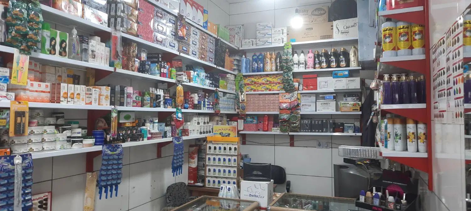 مغازه فروشی واقع در حر ۹ نبش معقول ۲۶|فروش مغازه و غرفه|مشهد, شهید معقول|دیوار