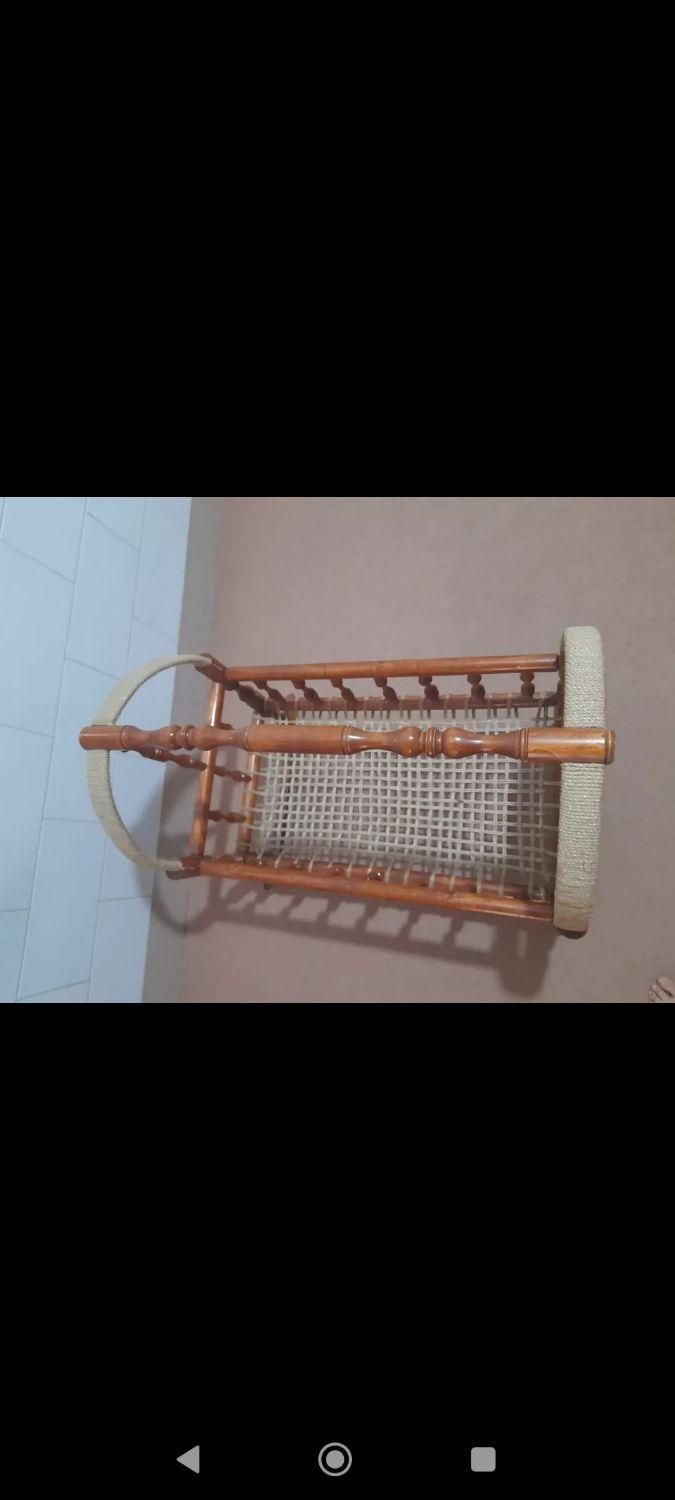 گهواره|تخت و صندلی بچه|قم, صفاشهر|دیوار