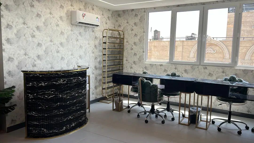استخدام پرسنل در سالن زیبایی واقع در فرهنگ شهر|استخدام درمانی، زیبایی، بهداشتی|شیراز, فرهنگ شهر|دیوار