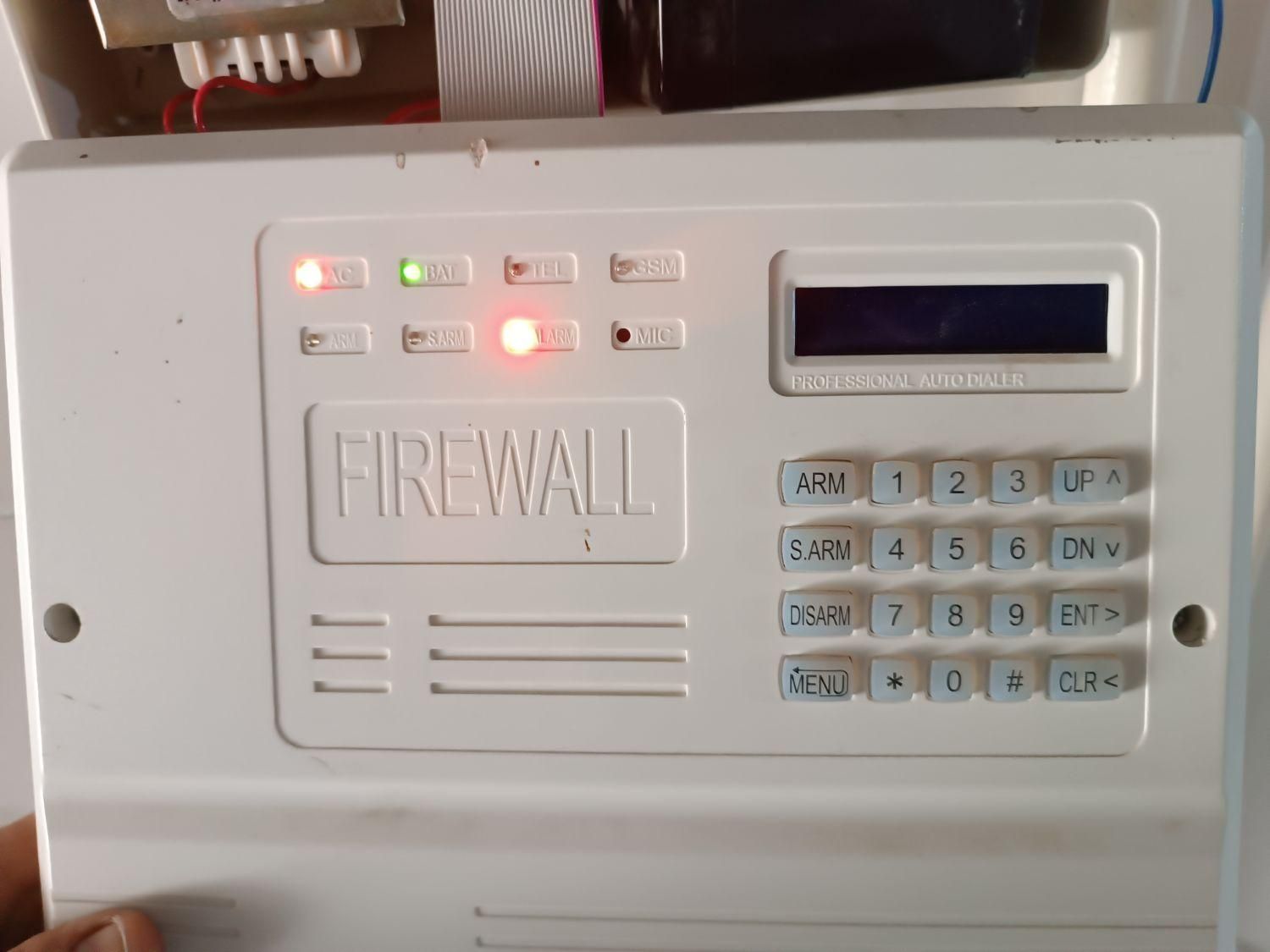 نصب.تعمیرات کرکره برقی جک بازویی دوربین.ارامبند|خدمات پیشه و مهارت|گرگان, |دیوار