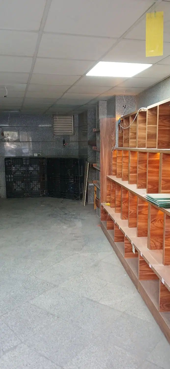 دو باب مغازه به ابعاد ۳۰و۴۰متر|اجارهٔ مغازه و غرفه|تهران, دکتر هوشیار|دیوار