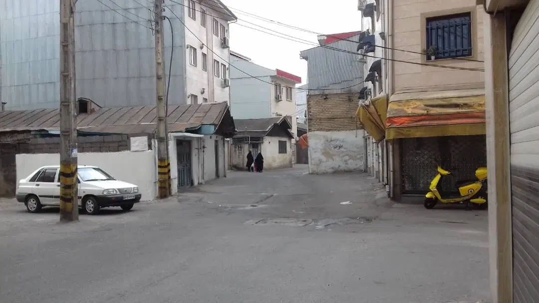 خانه ویلایی جهت کارگاه|اجارهٔ دفتر صنعتی، کشاورزی، تجاری|رشت, باهنر|دیوار