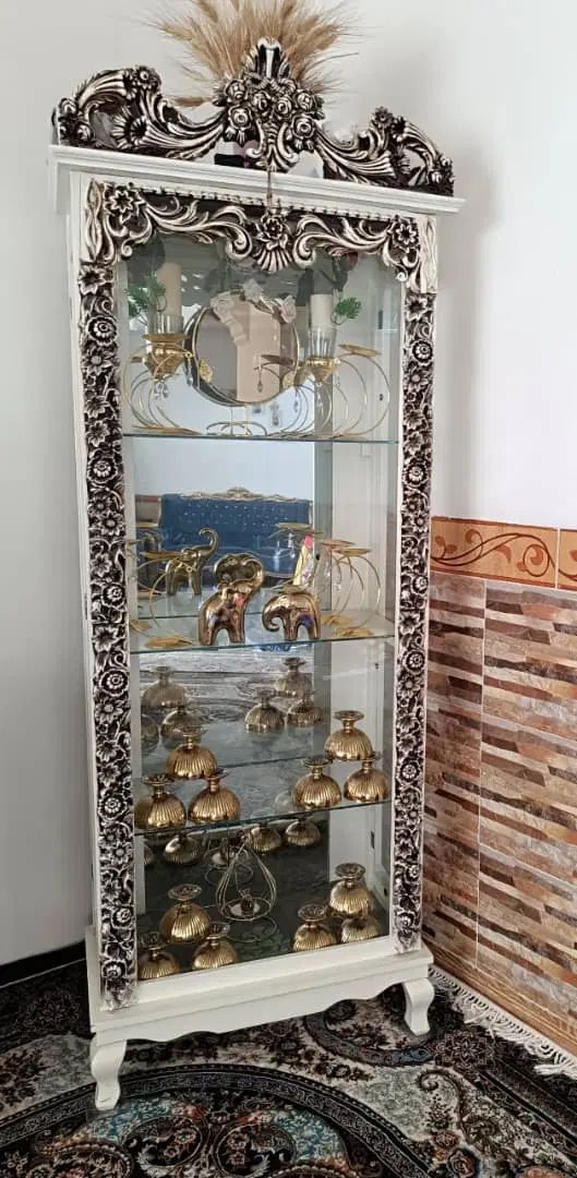 وسایل خانگی ،آینه وشمعدان ،زیر تلویزیون ،ساعت،بوفه|بوفه، ویترین، کنسول|ایوان, |دیوار