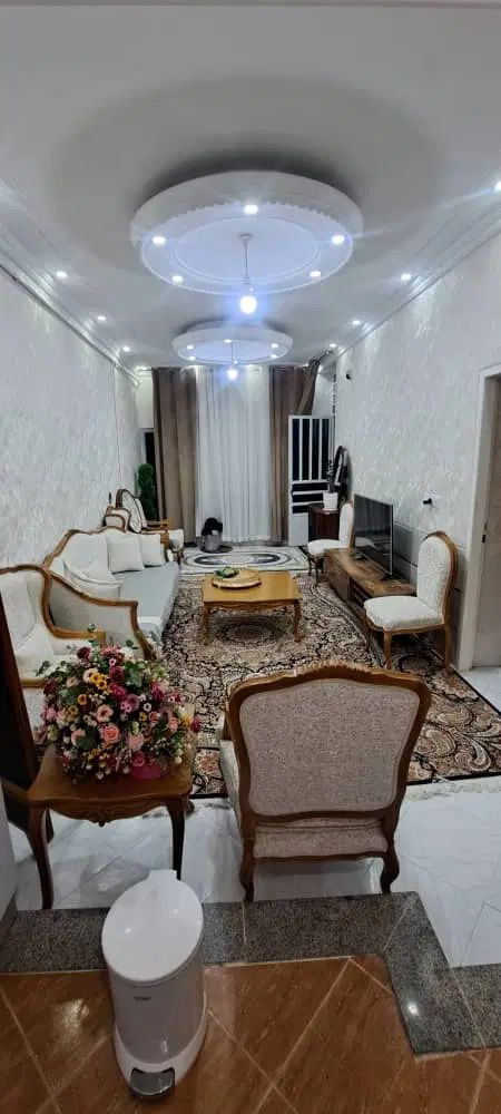 منزل100متری2خواب ماشین رو بلوار اتحاد مهرگان|فروش خانه و ویلا|شیراز, شهرک مهرگان|دیوار