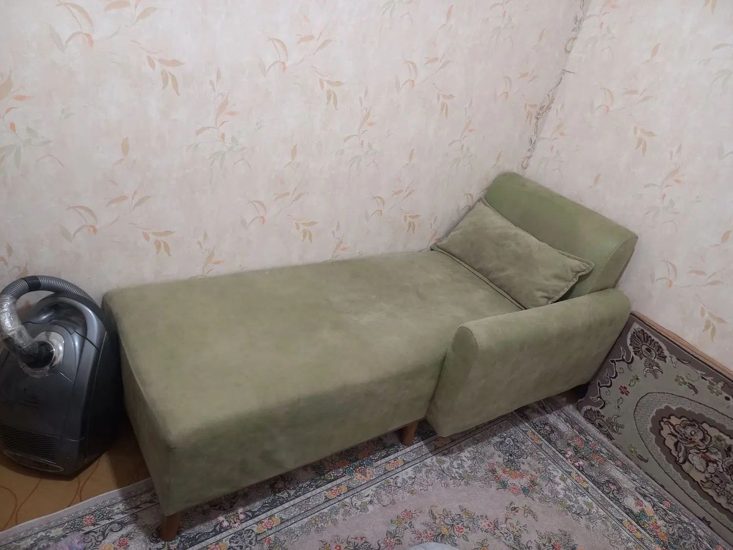 یک کاناپه راحتی سفارشی|مبلمان خانگی و میز عسلی|مشهد, گلشور|دیوار