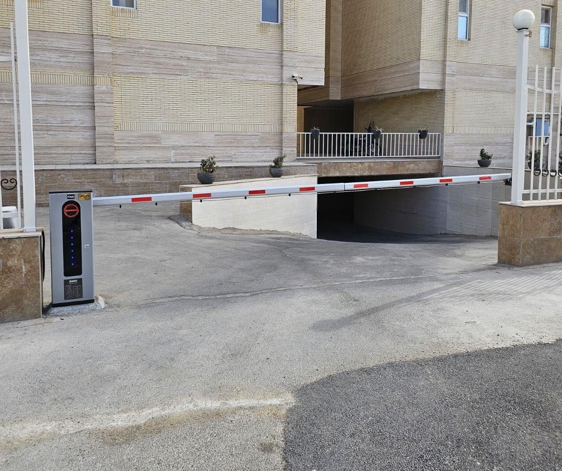 نصب وفروش انواع راهبند اتوماتیک اماکن|خدمات پیشه و مهارت|یزد, |دیوار