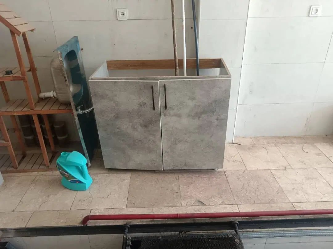 سینک آب چکون و زیرسینک استند گل و پرچم ساحلی و..|حراج|نجف‌آباد, صالح آباد|دیوار