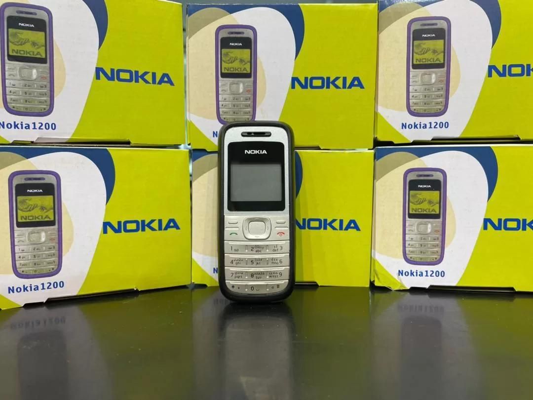 گوشی ساده نوکیا 1200 NOKIA اصل فنلاندی دکمه ای|موبایل|تهران, طرشت|دیوار