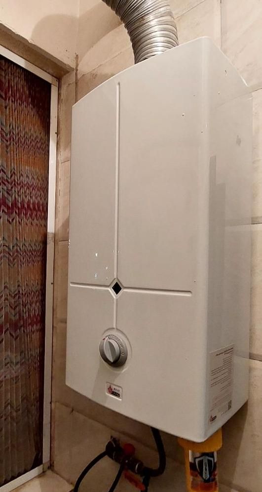 آبگرمکن دیواری بوتان B3115درحدکارکرده|آبگرمکن، پکیج، شوفاژ|تهران, فلسطین (میدان انقلاب)|دیوار