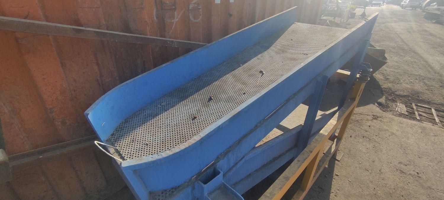 انواع میز ویبره و میکسر سنگ مصنوعی|مصالح و تجهیزات ساختمان|ری, صالحآباد شرقی|دیوار