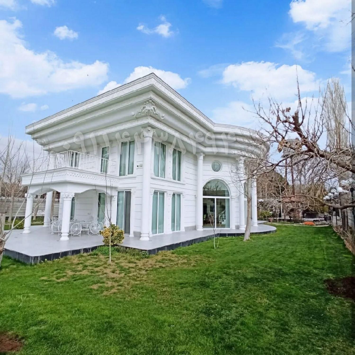 1300متر عمارت بهاری/ با دو استخر داخلی و روباز|فروش خانه و ویلا|نور, |دیوار