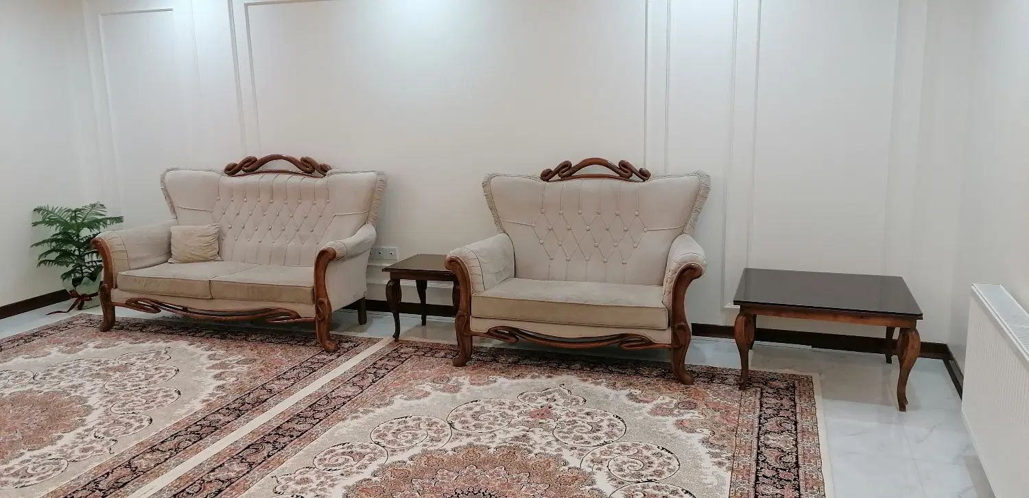 مبل هفت نفره با جلو مبلی و میز عسلی|مبلمان خانگی و میز عسلی|تهران, عباسی|دیوار