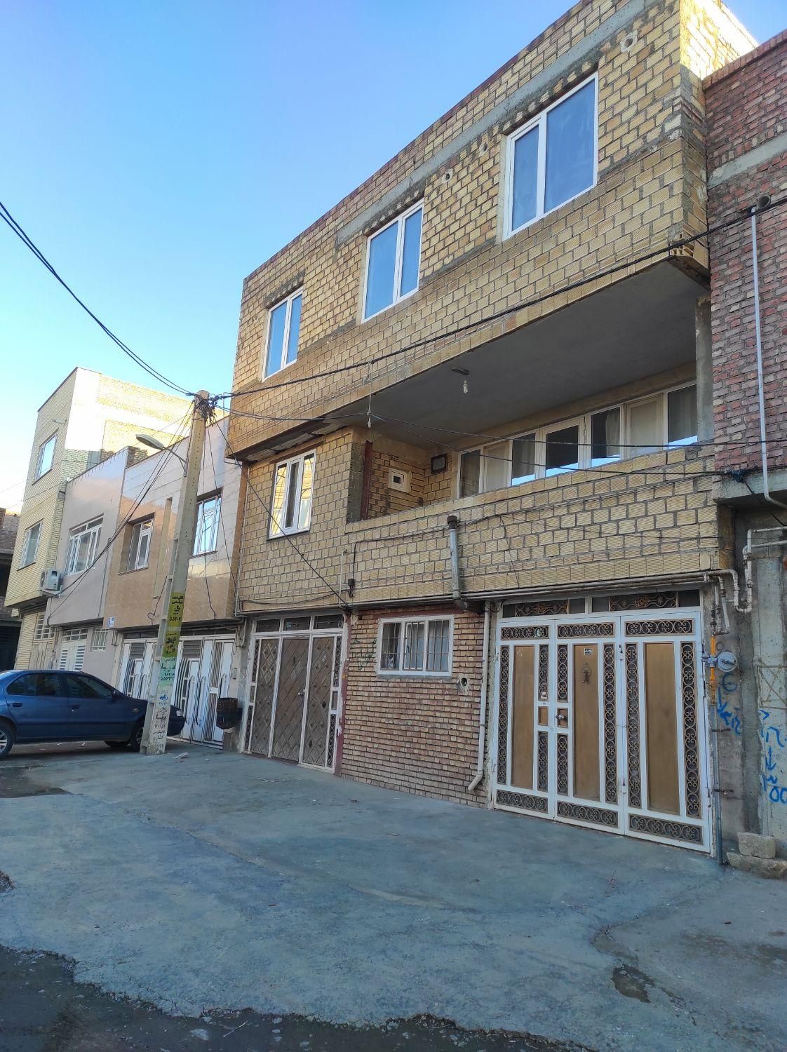 ۳سرویسه ۲خوابه بین شهرک وکلتپه واقعا طلا|فروش زمین و ملک کلنگی|بوکان, |دیوار