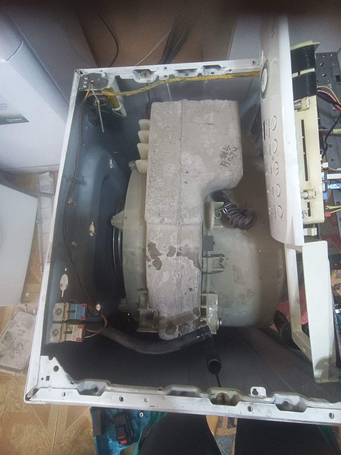 تعمیرکارماشین لباس شویی لباسشویی.تعمیر کار،تعمیر|خدمات پیشه و مهارت|تهران, نیروی هوایی (پیروزی)|دیوار