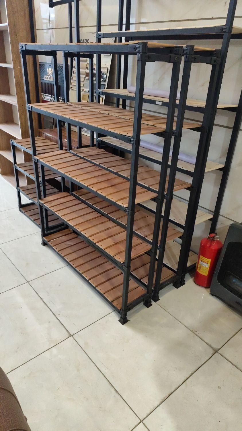 کاج/طراحی واجرا دکور مغازه(مغازه کافه.بوتیک)|فروشگاه و مغازه|شیراز, گچی|دیوار