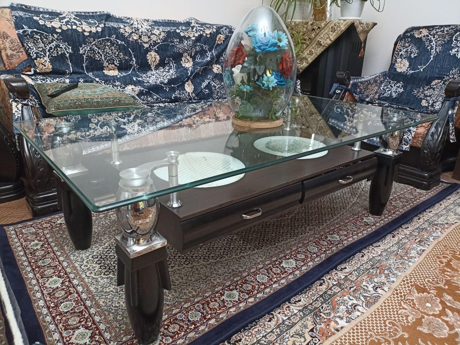 میز جلو مبلی تمیز اصل ترکیه|مبلمان خانگی و میز عسلی|رودهن, |دیوار
