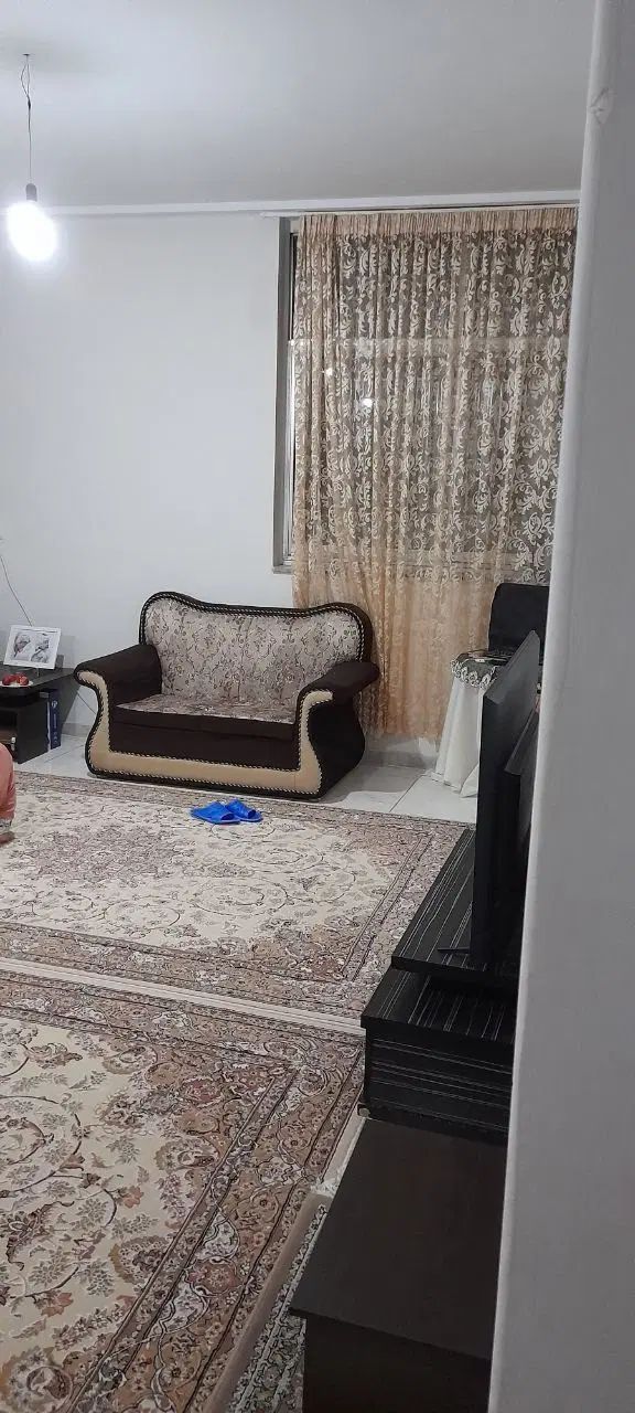 واحد 105 متری طبقه اول|اجارهٔ آپارتمان|کرج, برغان|دیوار
