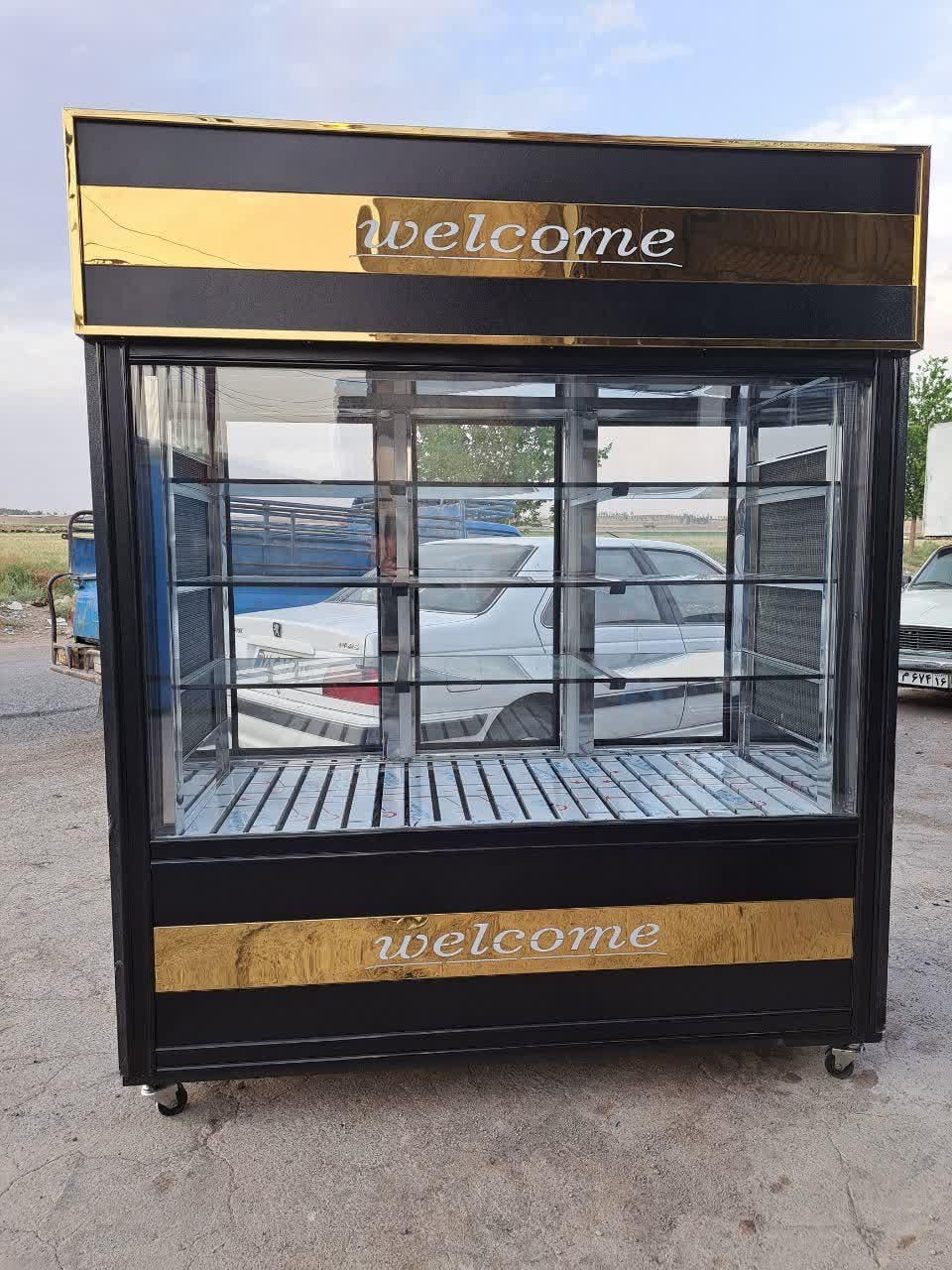 یخچال ایستاده کبابی دو متری|فروشگاه و مغازه|قم, شهرک امام حسین|دیوار