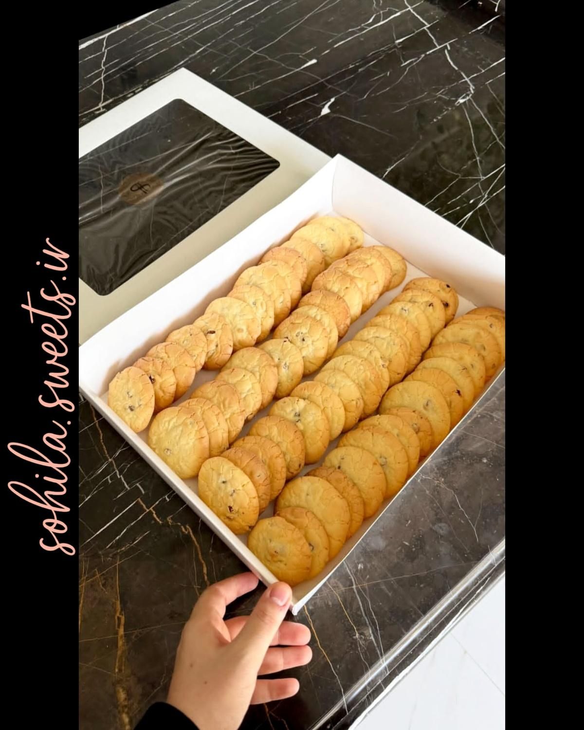شیرینی کشمشی خونگی باعطر کره و وانیل|خوردنی و آشامیدنی|اصفهان, وحید|دیوار