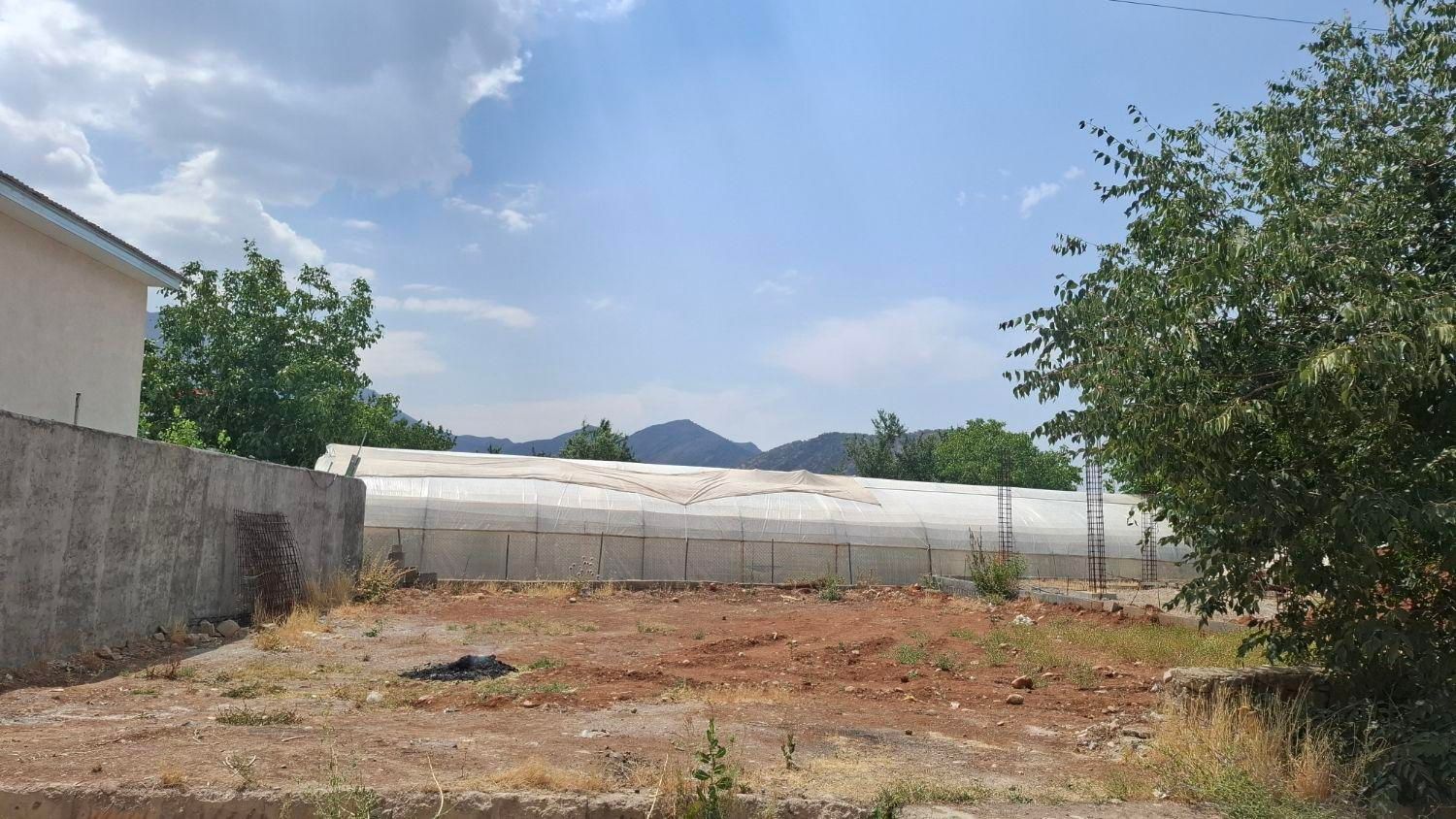 فروش یک قطعه زمین در شهر زیبای سی سخت|فروش زمین و ملک کلنگی|سیسخت, |دیوار