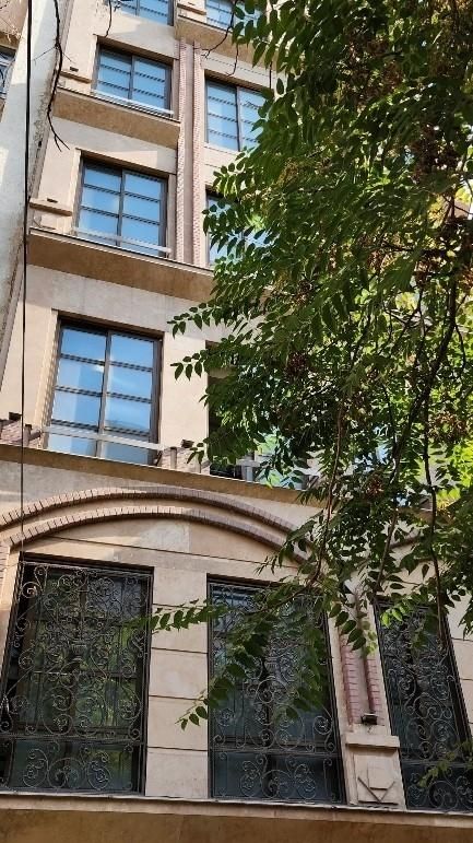 ۷۰۰ متر مستغلات اداری/۶ طبقه/۱۰ پارکینگ/فاطمی|اجارهٔ دفتر کار، اتاق اداری، مطب|تهران, بلوار کشاورز|دیوار