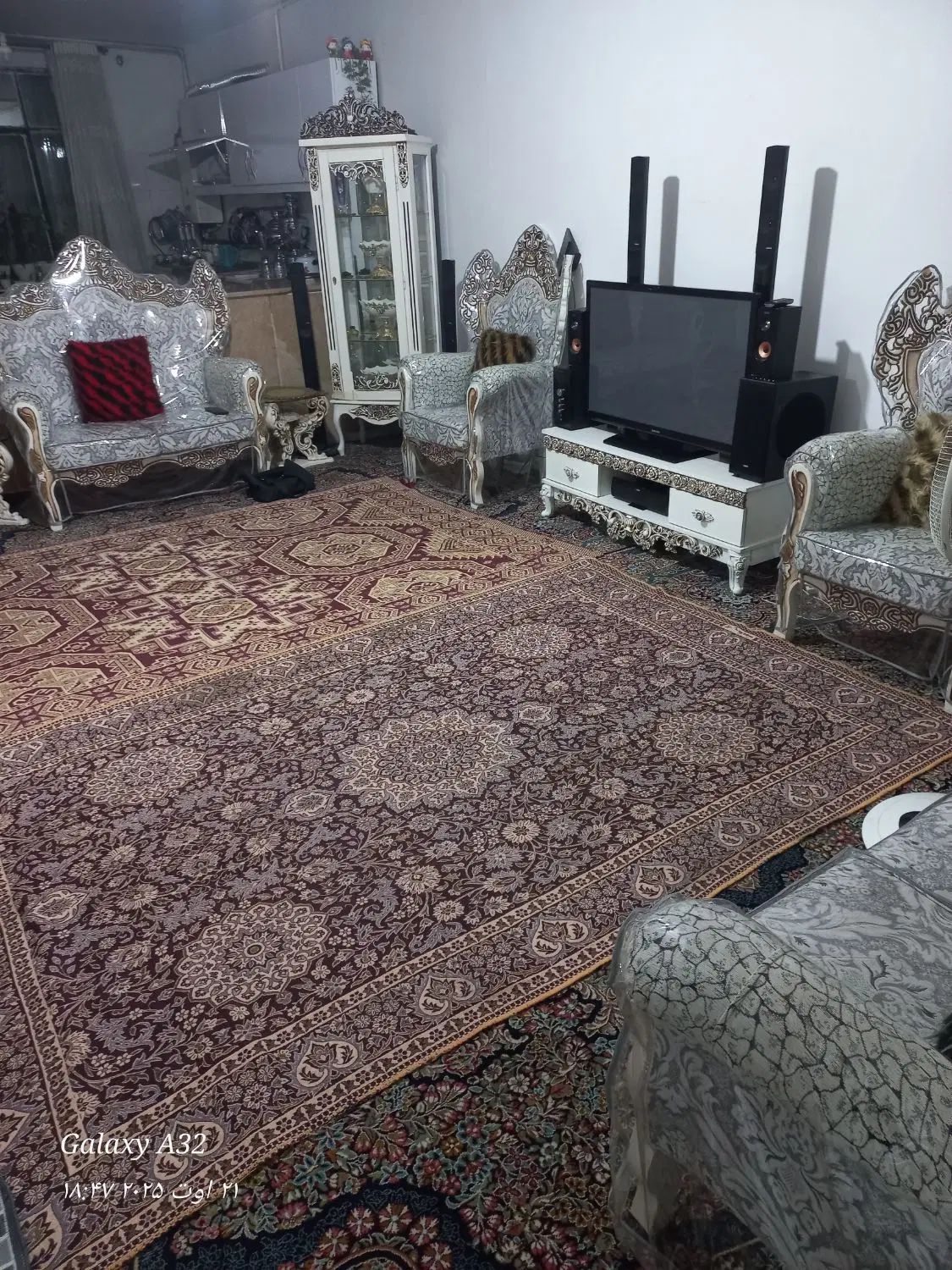 آپارتمان ۸۰ متری در هفده شهریور شبی ۱۷۰۰۰۰۰|اجارهٔ کوتاه‌مدت آپارتمان و سوئیت|مشهد, هفده شهریور|دیوار