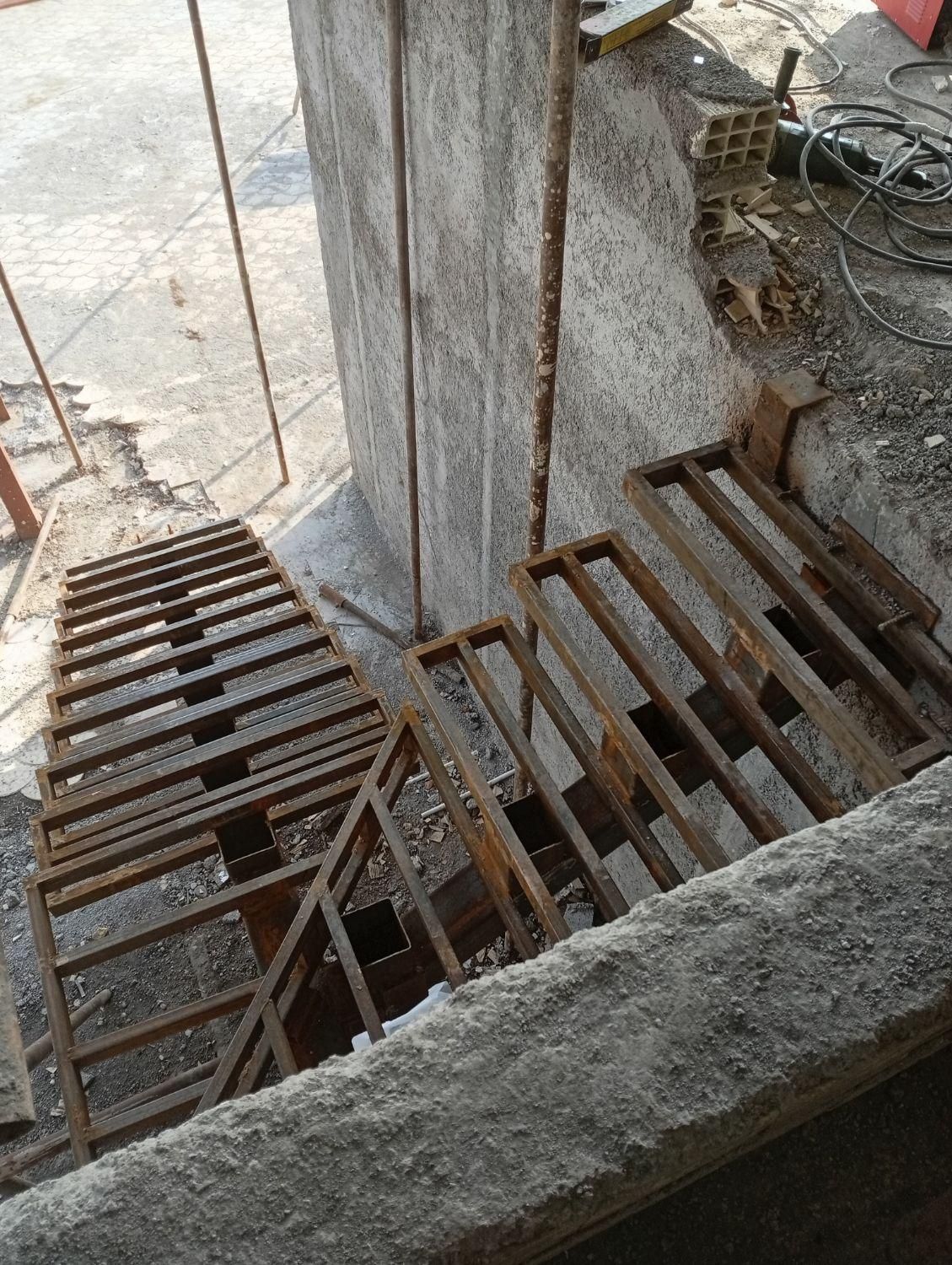 جوشکاری سیار هرنوع سازه آهنی وتعمیرات درب ورودی|خدمات پیشه و مهارت|رشت, سلیمانداراب|دیوار