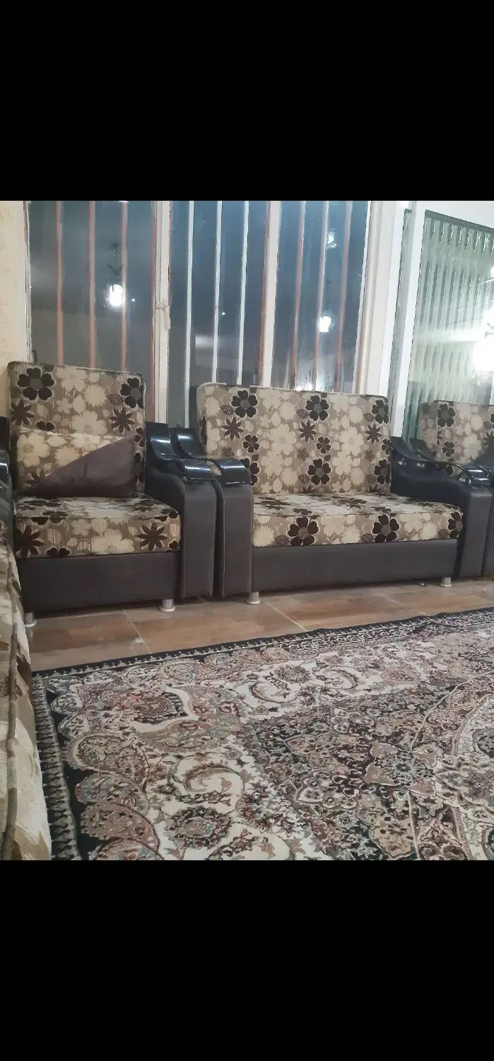 مبل کارکرده ۷ نفره|مبلمان خانگی و میز عسلی|اصفهان, گورت|دیوار