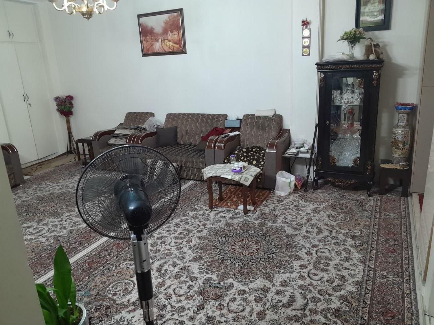 اجاره آپارتمان ۵۰ متر عارف شمالی تاجیک محلاتی|اجارهٔ آپارتمان|تهران, شهمیرزادی|دیوار