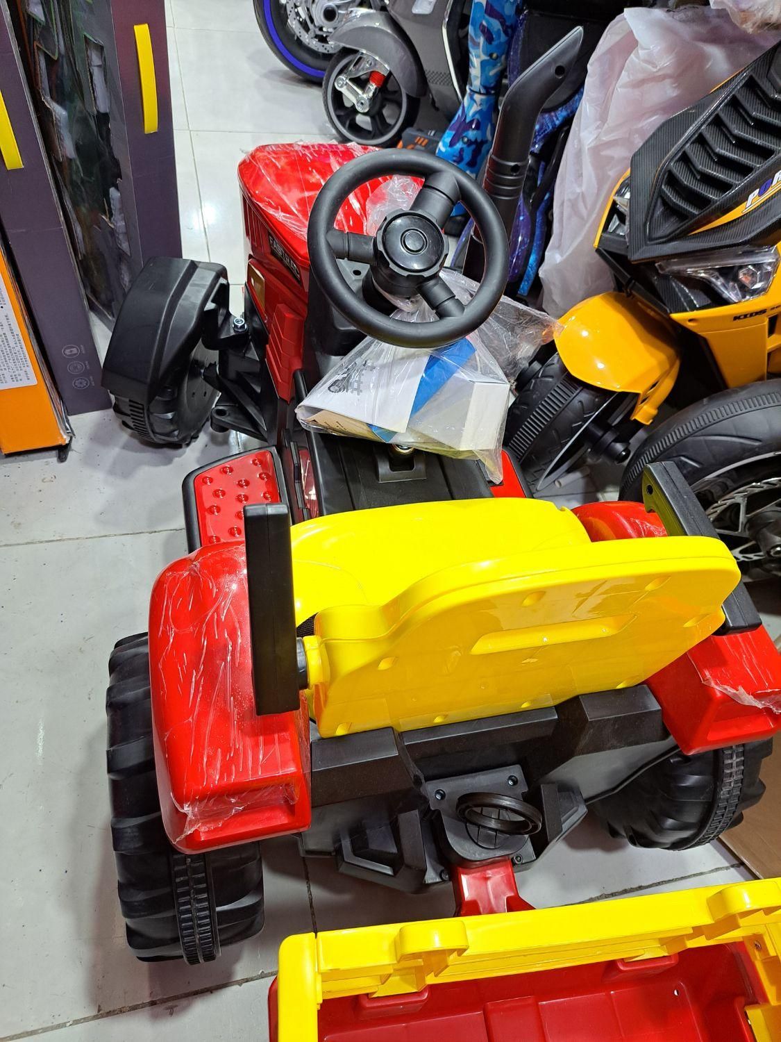 تراکتور شارژی مدل جدید|اسباب‌‌بازی|زاهدان, |دیوار