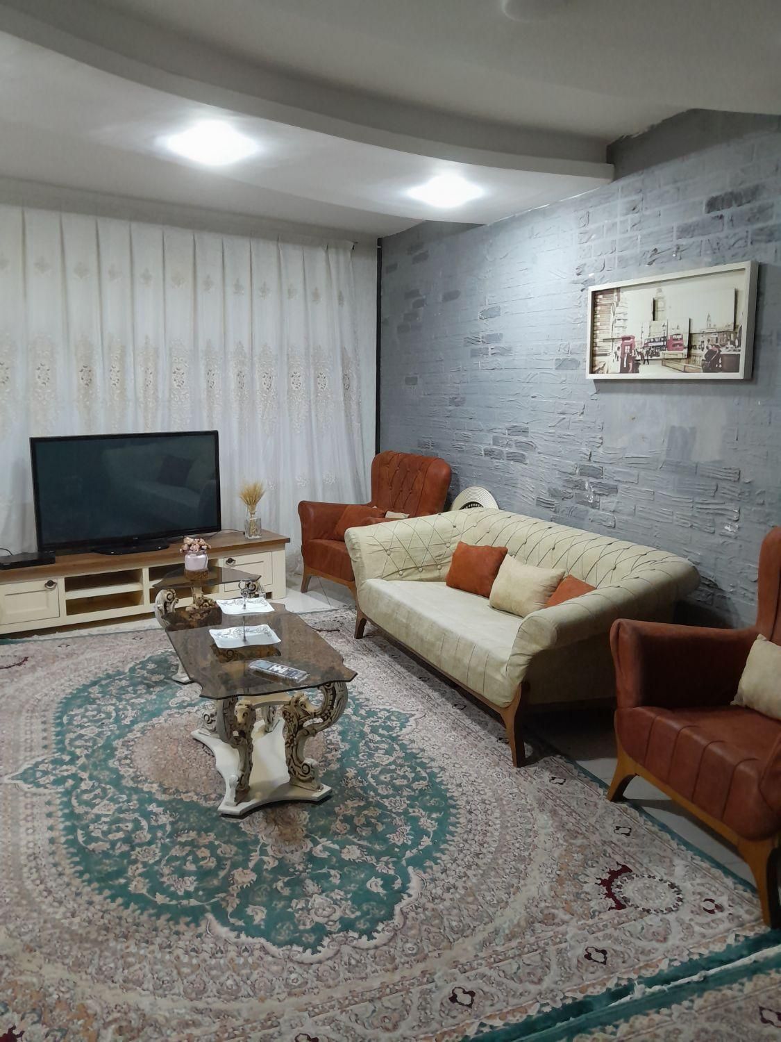 سویت کوتاه مدت نادری و کیانپارس و بیمارستان|اجارهٔ کوتاه‌مدت آپارتمان و سوئیت|اهواز, نادری|دیوار