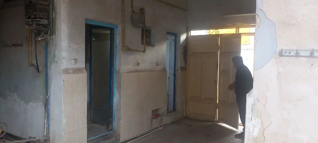 منزل ویلایی قابل سکونت بیست متری شهردار ی خ ۶|فروش آپارتمان|اهواز, بیست متری شهرداری|دیوار