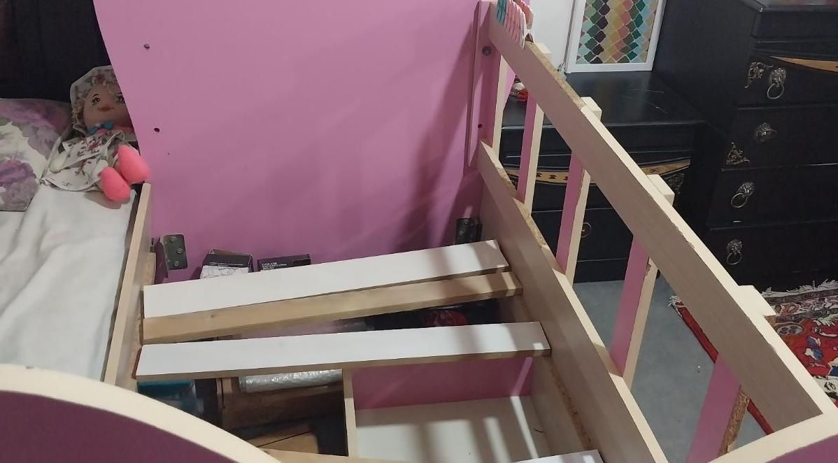 تخت کودک|تخت و صندلی بچه|سنندج, |دیوار