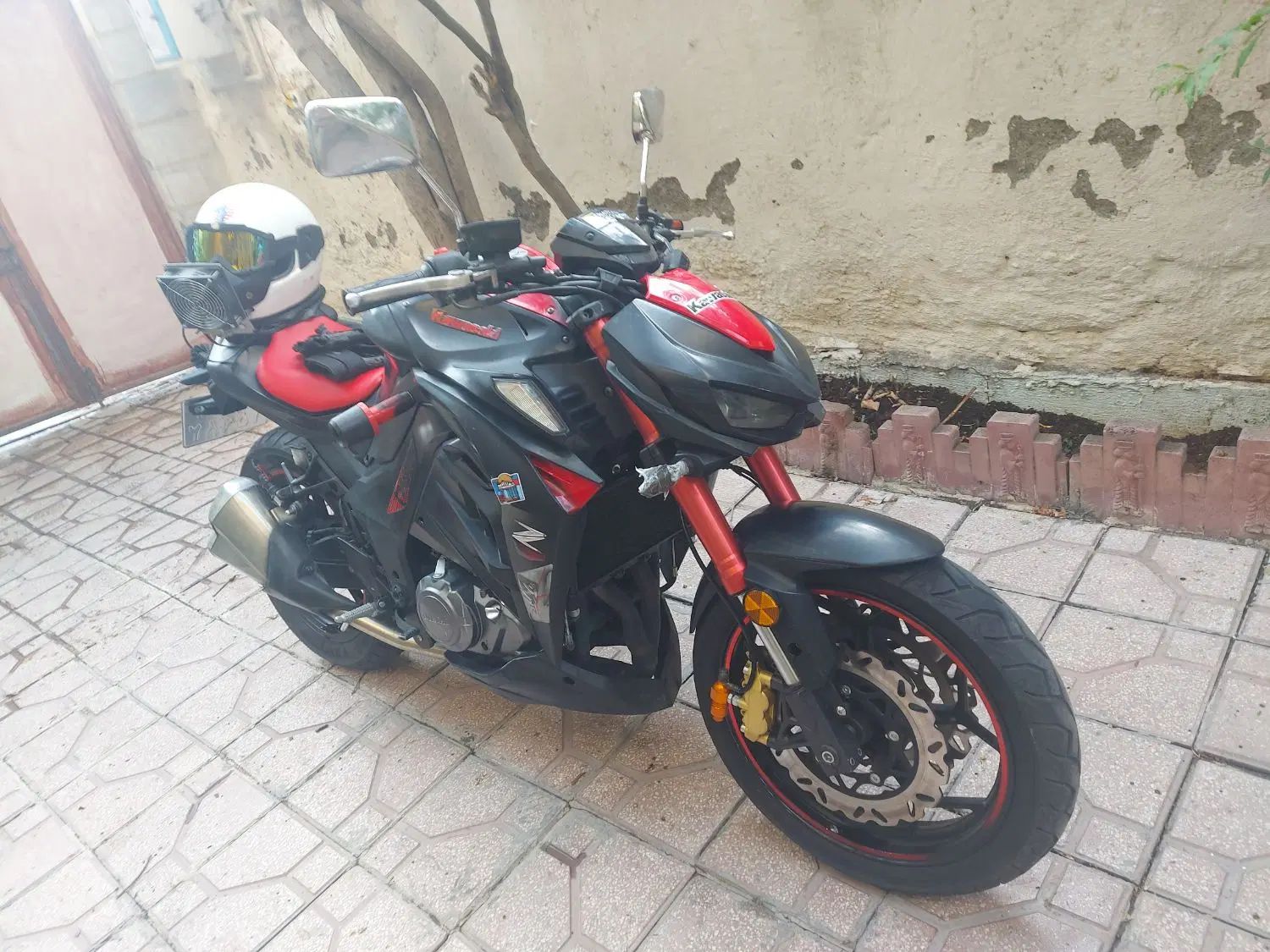 موتورسیکلت انژکتوری نیکتاز ۲۵۰ طرح z1000|موتورسیکلت|کرج, کوی امامیه|دیوار