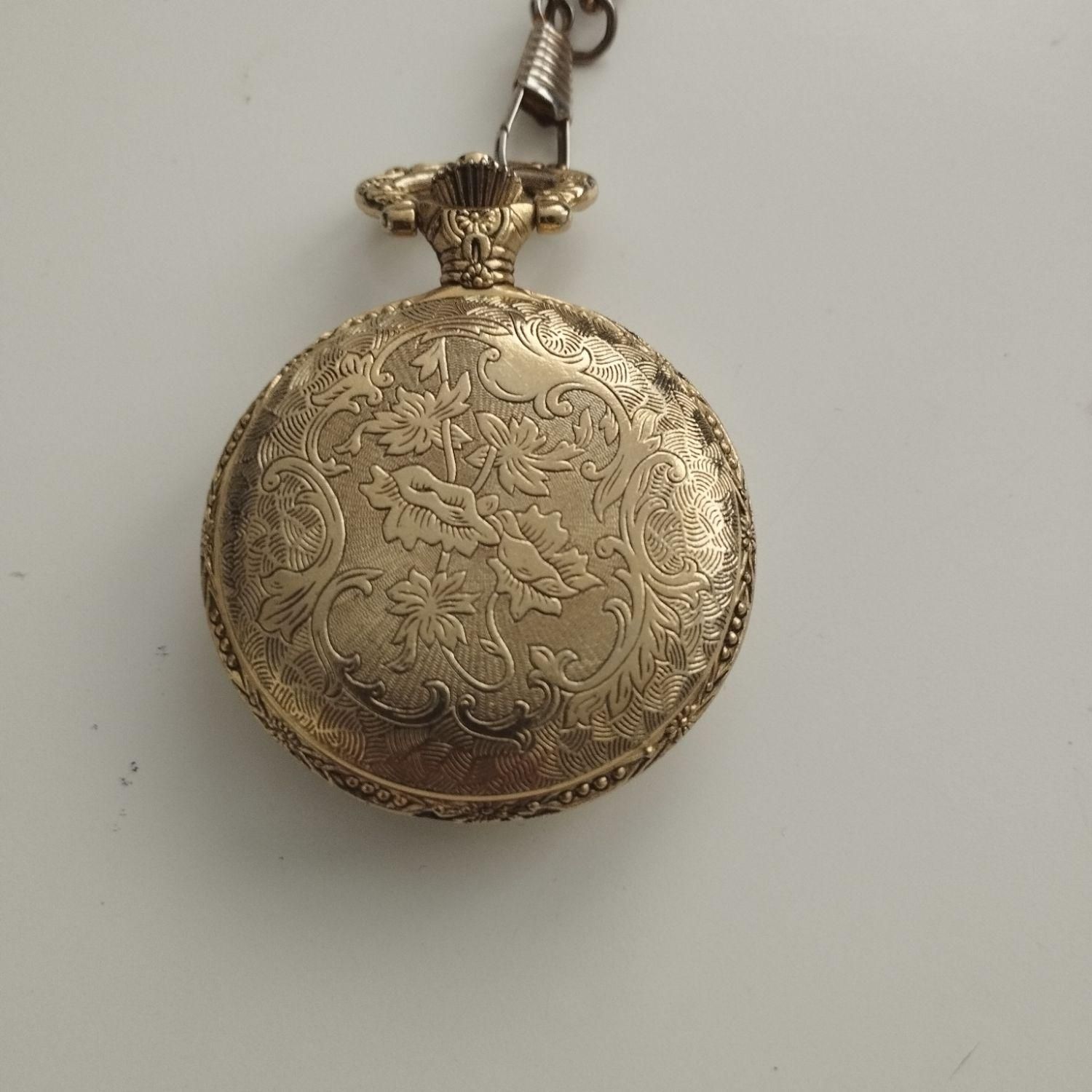 ساعت کلکسیونی جیبی|ساعت|هشتگرد, هشتگرد قدیم|دیوار