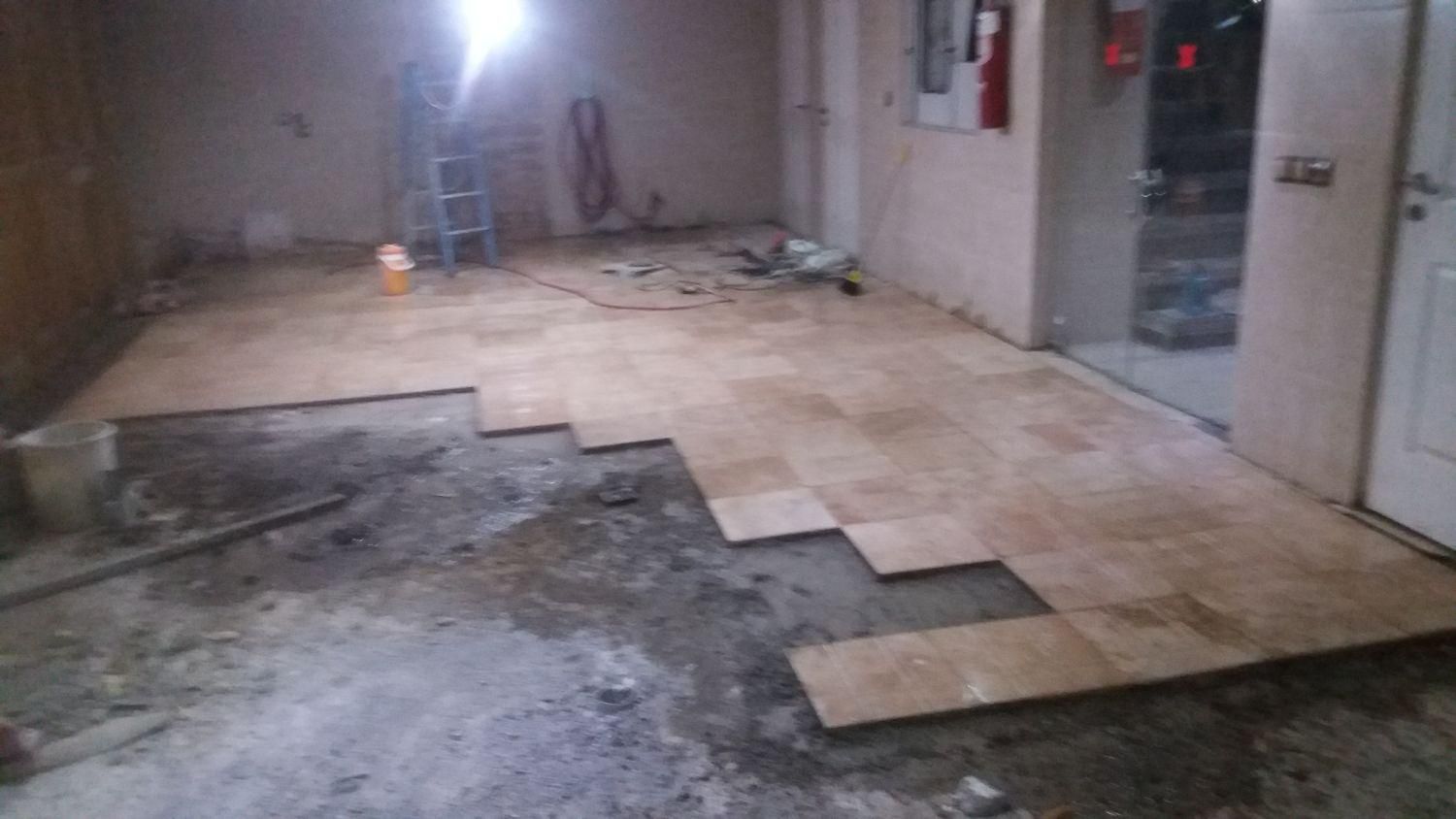 کاشی کار کاشیکاری سرامیک کار سنگ کار نماکار|خدمات پیشه و مهارت|اصفهان, رزمندگان|دیوار