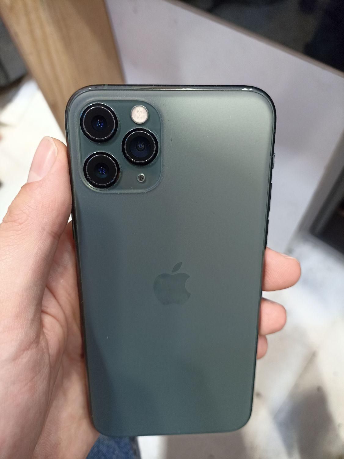 اپل iPhone 11 Pro ۶۴ گیگابایت|موبایل|تهران, سهروردی|دیوار