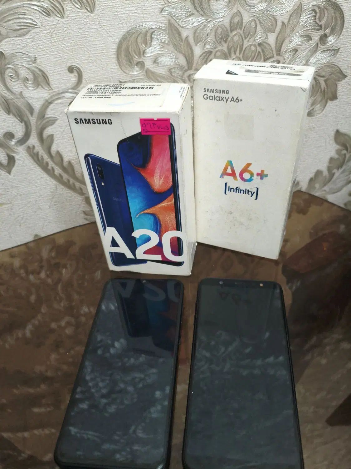 موبایل و گوشی سامسونگ a20 و a6|موبایل|اسلام‌شهر, باغ فیض|دیوار