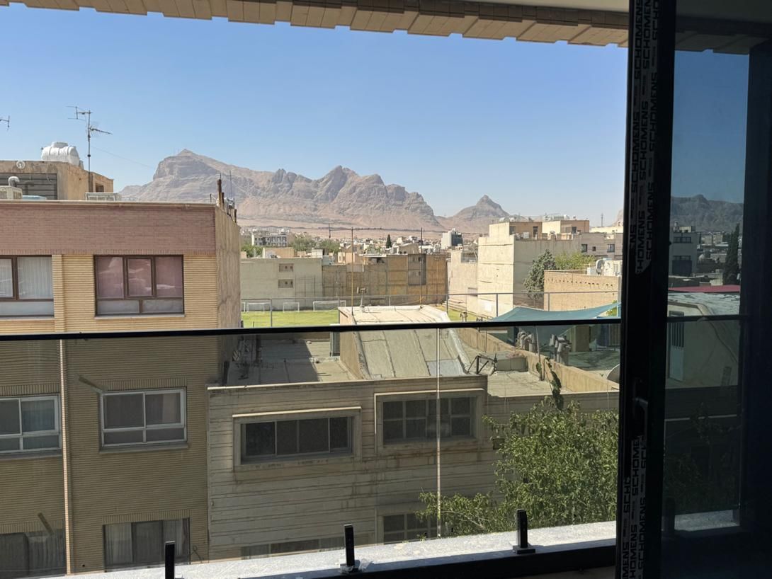 ۱۷۵متری،خاقانی،دوپارکینگ،دوطرف نور،طبقه۳|فروش آپارتمان|اصفهان, وحید|دیوار