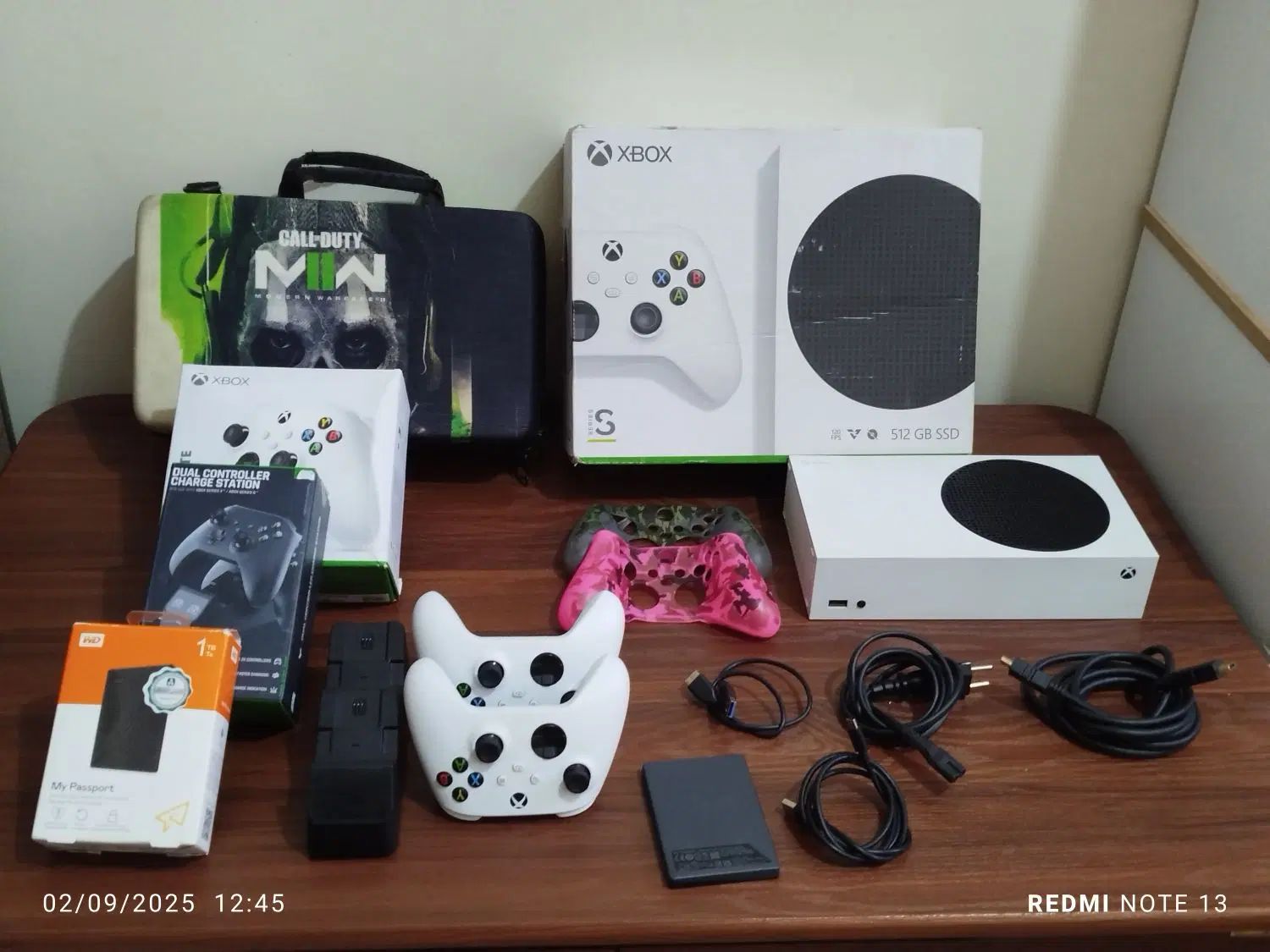 Xbox series s  همراه با یک هارد یک ترابایت|کنسول، بازی ویدئویی و آنلاین|اصفهان, بهارستان|دیوار