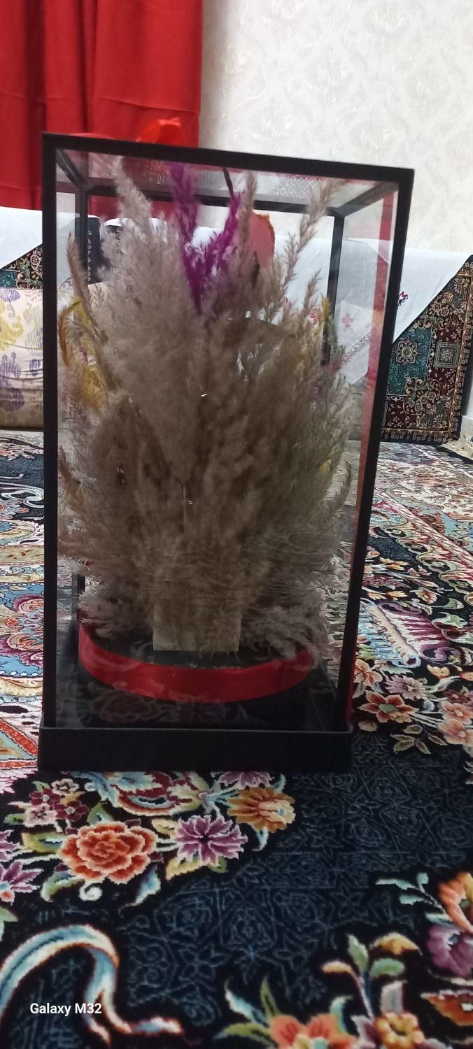 باکس شیشه ای با گل|گل مصنوعی|تهران, سرخه حصار|دیوار