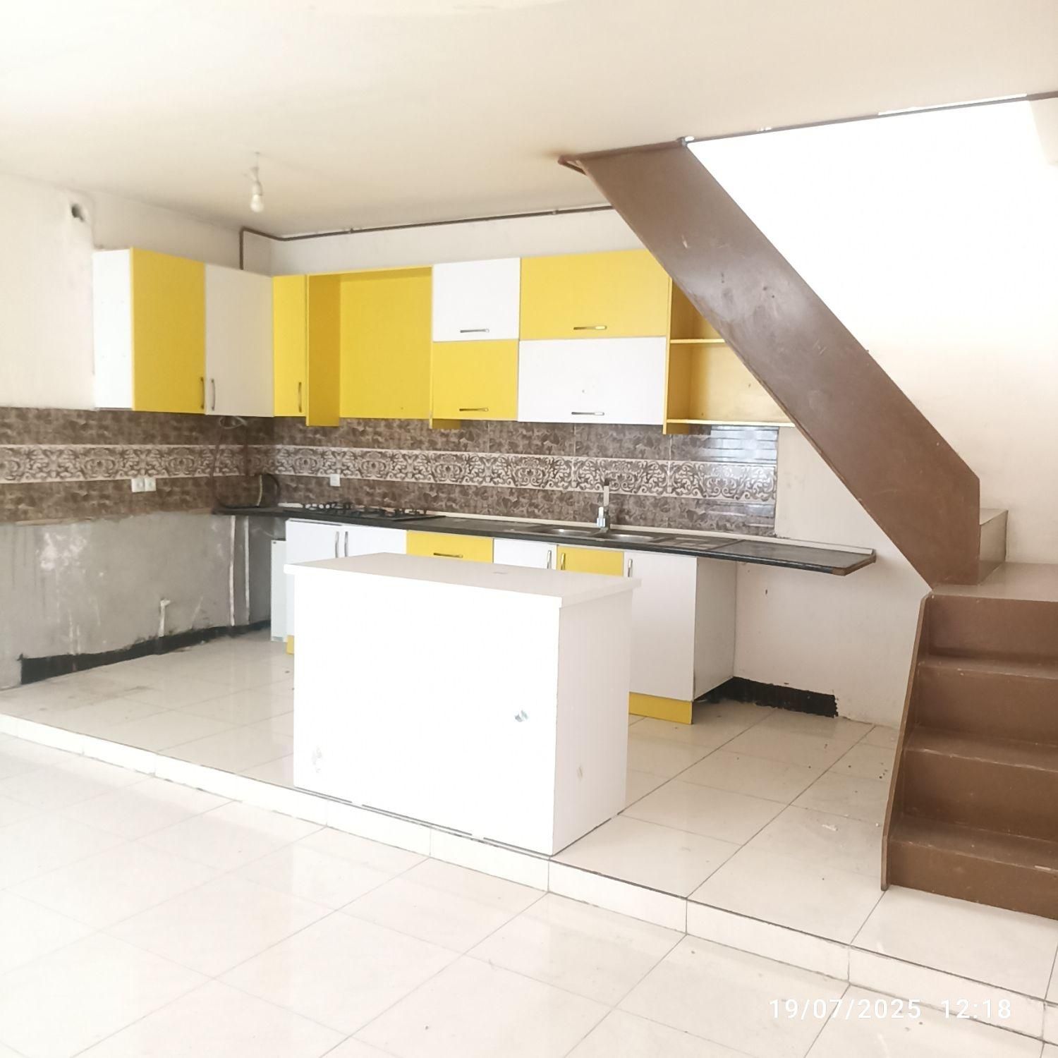 ۷۰متردوبلکس ۱خواب۲۰متر تراس طبقه۲کوچه۲متری قولنامه|فروش آپارتمان|مشهد, حضرت حجت|دیوار