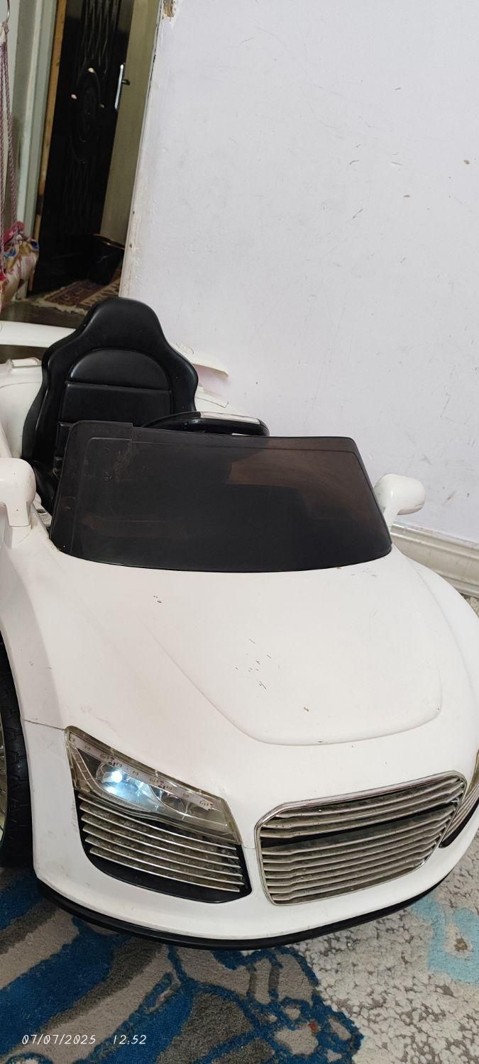 ماشین شارژری|اسباب‌بازی بچه|شیراز, جرسقان|دیوار