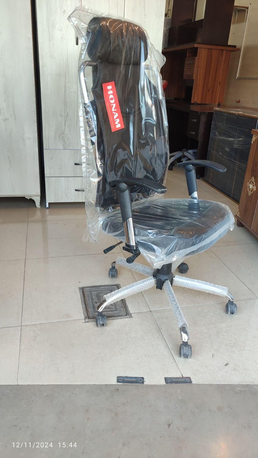 صندلی اداری جلقه ای طرح نیلپر کد 0712|مبلمان اداری|اصفهان, آزادگان|دیوار