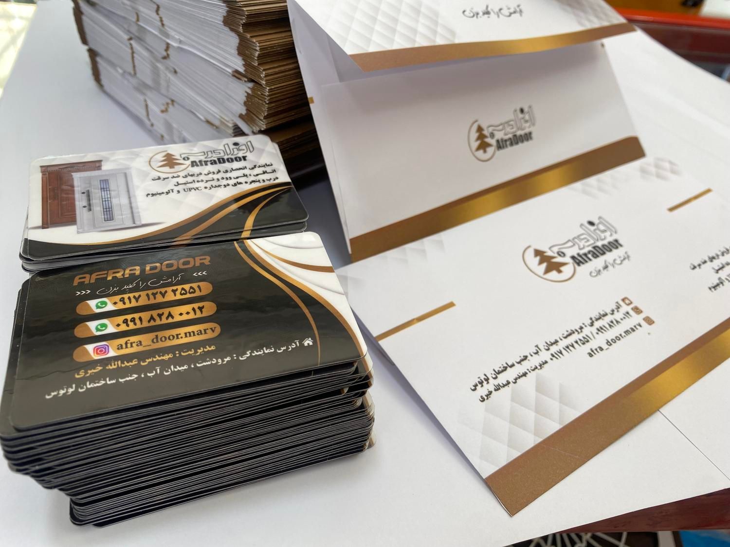 چاپ لیبل کارت ویزیت تراکت سربرگ فاکتور بنر استیکر|خدمات رایانهای و موبایل|شیراز, لب آب|دیوار