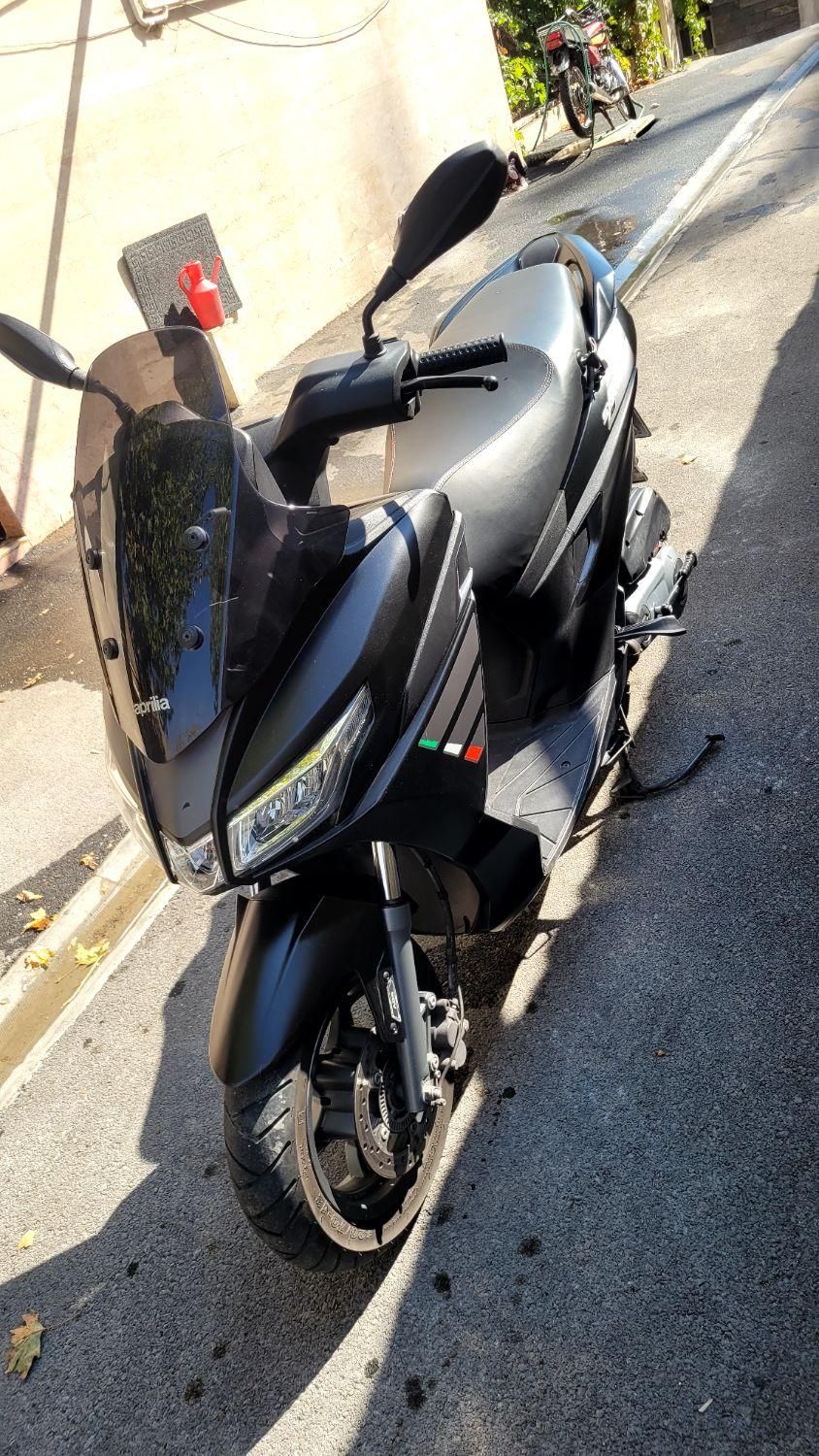 آپریلیا SXR 160 اورجینال|موتورسیکلت|تهران, نیلوفر|دیوار